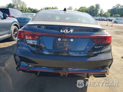 Zdjęcie 6 z 12 samochodu: 2023 KIA FORTE GT VIN:3KPF44AC2PE539090 - miniatura