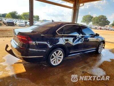 Trzecie zdjęcie samochodu z tyłu: 2017 VOLKSWAGEN PASSAT SE VIN:1VWGT7A39HC022738 - miniatura