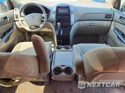 Zdjęcie 8 z 13 samochodu: 2008 TOYOTA SIENNA LE 7-PASSENGER VIN:5TDZK23C48S102722 - miniatura