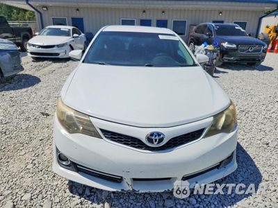 Piąte zdjęcie samochodu w środku: 2014 TOYOTA CAMRY SE VIN:4T1BF1FK0EU346423 - miniatura