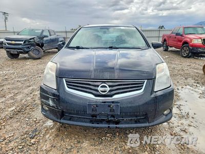 Piąte zdjęcie samochodu w środku: 2011 NISSAN SENTRA 2.0 VIN:3N1AB6AP3BL732435 - miniatura