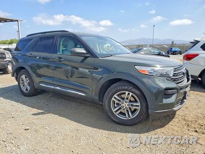 Czwarte zdjęcie samochodu z boku: 2022 FORD EXPLORER XLT VIN:1FMSK7DH1NGA76381 - miniatura