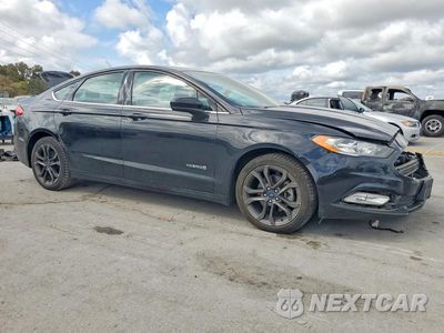 Czwarte zdjęcie samochodu z boku: 2018 FORD FUSION SE HYBRID VIN:3FA6P0LU2JR218498 - miniatura