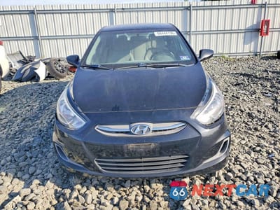 Piąte zdjęcie samochodu w środku: 2017 HYUNDAI ACCENT SE VIN:KMHCT5AE0HU326196 - miniatura