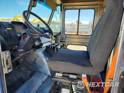 Zdjęcie 7 z 13 samochodu: 2020 FREIGHTLINER MT45G CHASSIS DELIVERY TRUCK VIN:4UZAC2EA8LCLZ6315 - miniatura