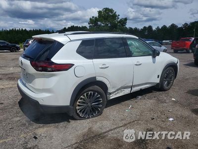 Trzecie zdjęcie samochodu z tyłu: 2026 NISSAN ROGUE DARK ARMOR VIN:5N1BT3BA5TC756042 - miniatura