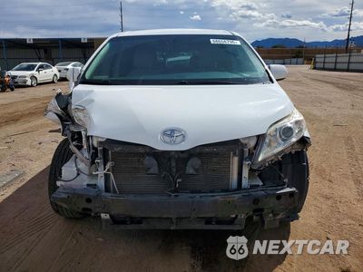 Piąte zdjęcie samochodu w środku: 2015 TOYOTA SIENNA LE VIN:5TDJK3DC7FS126172 - miniatura