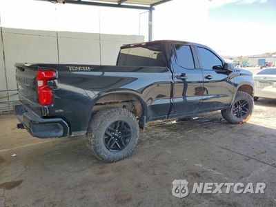Trzecie zdjęcie samochodu z tyłu: 2019 CHEVROLET SILVERADO K1500 TRAIL BOSS CUSTOM VIN:1GCRYCEF4KZ37720X - miniatura