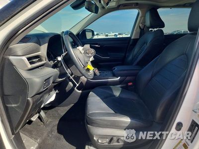 Zdjęcie 7 z 13 samochodu: 2021 TOYOTA HIGHLANDER XLE VIN:5TDGZRAH4MS531220 - miniatura
