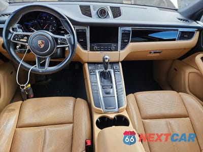 Zdjęcie 8 z 13 samochodu: 2017 PORSCHE MACAN VIN:WP1AA2A55HLB00708 - miniatura