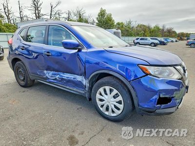 Czwarte zdjęcie samochodu z boku: 2017 NISSAN ROGUE S VIN:JN8AT2MV0HW011140 - miniatura