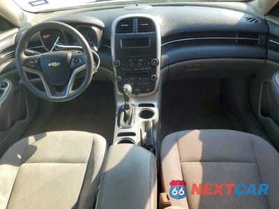 Zdjęcie 8 z 12 samochodu: 2015 CHEVROLET MALIBU LS VIN:1G11B5SL2FF111411 - miniatura
