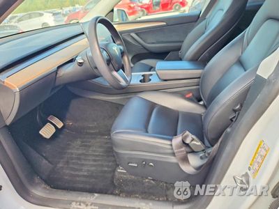 Zdjęcie 7 z 13 samochodu: 2023 TESLA MODEL Y VIN:7SAYGDEF2PF811235 - miniatura