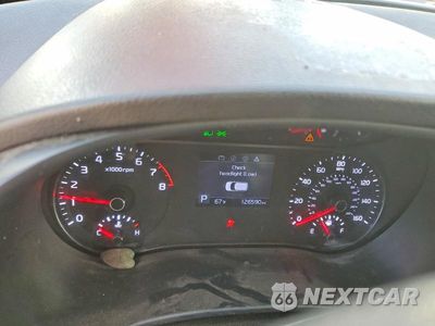 Zdjęcie 9 z 13 samochodu: 2020 KIA SOUL LX VIN:KNDJ23AU1L7060334 - miniatura