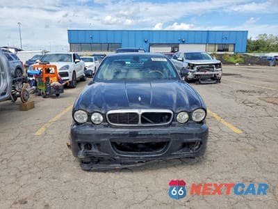 Piąte zdjęcie samochodu w środku: 2008 JAGUAR XJ VIN:SAJWA71B38SH28349 - miniatura