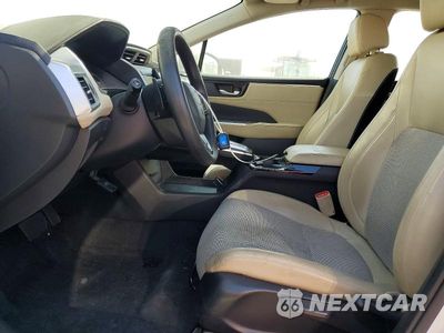 Zdjęcie 7 z 12 samochodu: 2018 HONDA CLARITY VIN:JHMZC5F15JC005382 - miniatura