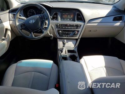 Zdjęcie 8 z 12 samochodu: 2016 HYUNDAI SONATA SE VIN:5NPE24AF8GH360124 - miniatura