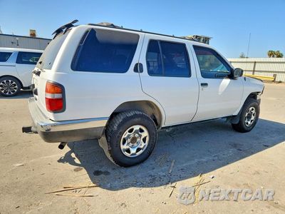 Trzecie zdjęcie samochodu z tyłu: 1998 NISSAN PATHFINDER XE VIN:JN8AR05Y9WW235225 - miniatura
