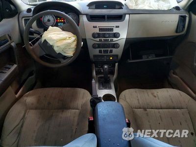 Zdjęcie 8 z 13 samochodu: 2008 FORD FOCUS SE VIN:1FAHP35N48W209051 - miniatura