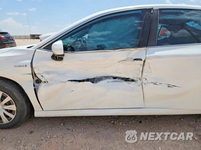 Zdjęcie 7 z 12 samochodu: 2020 TOYOTA CAMRY LE VIN:4T1C31AKXLU539955 - miniatura