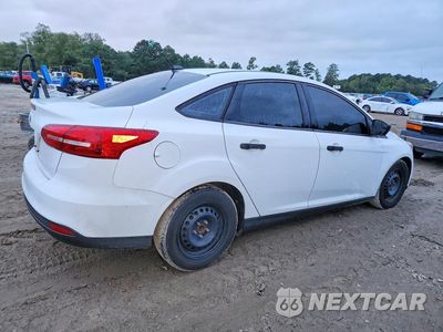 Trzecie zdjęcie samochodu z tyłu: 2017 FORD FOCUS S VIN:1FADP3E25HL257700 - miniatura
