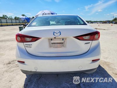 Zdjęcie 6 z 12 samochodu: 2018 MAZDA 3 SPORT VIN:3MZBN1U77JM241802 - miniatura