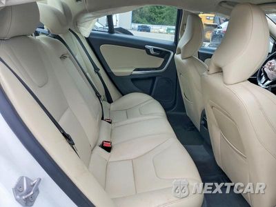 Zdjęcie 10 z 13 samochodu: 2017 VOLVO S60 DYNAMIC VIN:YV140MTL3H2430386 - miniatura