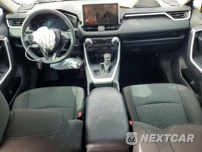 Zdjęcie 8 z 13 samochodu: 2024 TOYOTA RAV4 XLE VIN:2T3W1RFV5RW330983 - miniatura