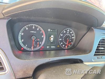 Zdjęcie 9 z 13 samochodu: 2015 HYUNDAI SONATA SPORT VIN:5NPE34AB8FH128082 - miniatura