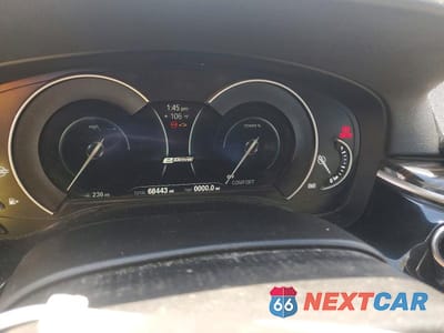 Zdjęcie 9 z 12 samochodu: 2018 BMW 530E VIN:WBAJA9C57JB250187 - miniatura