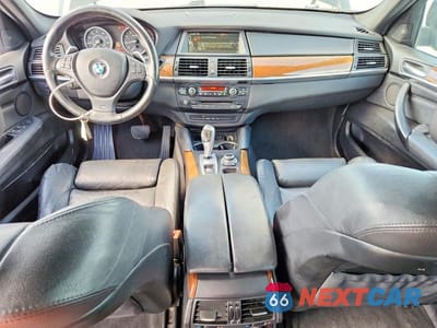 Zdjęcie 8 z 13 samochodu: 2014 BMW X6 XDRIVE35I VIN:5UXFG2C51E0C43172 - miniatura