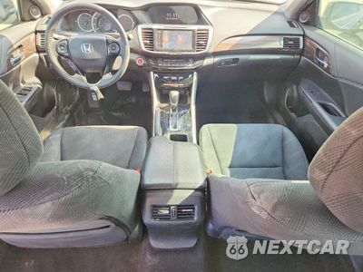Zdjęcie 8 z 12 samochodu: 2016 HONDA ACCORD EX VIN:1HGCR2F73GA044888 - miniatura