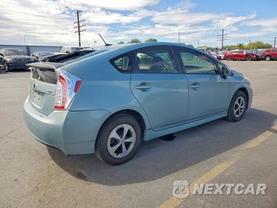 Trzecie zdjęcie samochodu z tyłu: 2013 TOYOTA PRIUS THREE VIN:JTDKN3DU0D1701582 - miniatura
