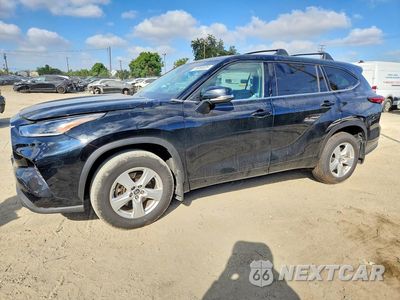 2021 TOYOTA HIGHLANDER LE 5TDZZRAH0MS537427 - główne zdjęcie licytacji z USA - miniatura