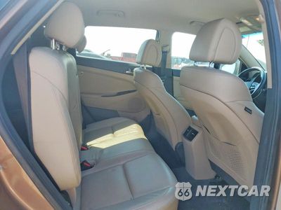 Zdjęcie 10 z 13 samochodu: 2016 HYUNDAI TUCSON LIMITED VIN:KM8J33A24GU028895 - miniatura