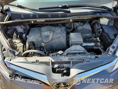 Zdjęcie 12 z 13 samochodu: 2019 TOYOTA SIENNA XLE 8-PASSENGER VIN:5TDYZ3DC9KS988975 - miniatura