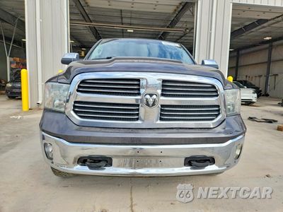 Piąte zdjęcie samochodu w środku: 2015 RAM 1500 SLT VIN:1C6RR7TM0FS550503 - miniatura