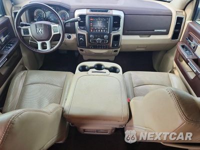 Zdjęcie 8 z 12 samochodu: 2016 RAM 2500 LARAMIE VIN:3C6UR5FL9GG390003 - miniatura