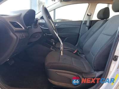 Zdjęcie 7 z 12 samochodu: 2020 HYUNDAI ACCENT SE VIN:3KPC24A60LE106963 - miniatura
