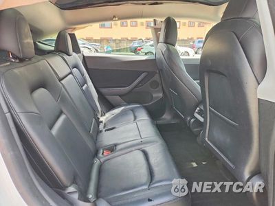Zdjęcie 10 z 13 samochodu: 2022 TESLA MODEL Y VIN:7SAYGDEE5NF356840 - miniatura