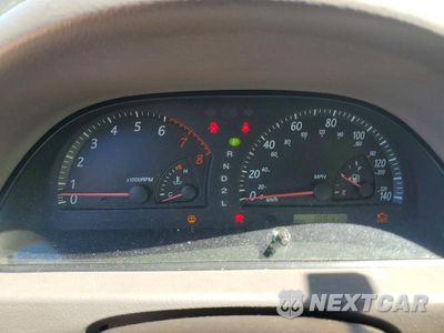 Zdjęcie 9 z 13 samochodu: 2003 TOYOTA CAMRY LE VIN:4T1BE30K23U749954 - miniatura