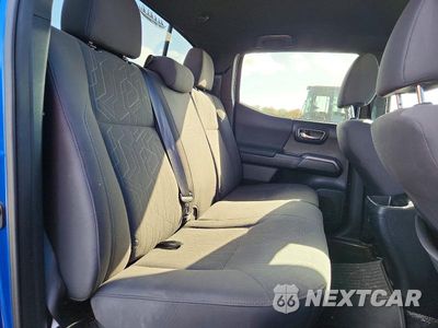 Zdjęcie 10 z 12 samochodu: 2018 TOYOTA TACOMA TRD SPORT VIN:3TMCZ5ANXJM181343 - miniatura