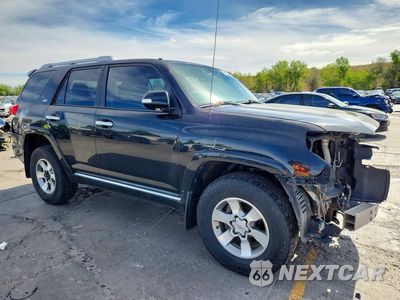 Czwarte zdjęcie samochodu z boku: 2011 TOYOTA 4RUNNER SR5 VIN:JTEBU5JR5B5068741 - miniatura