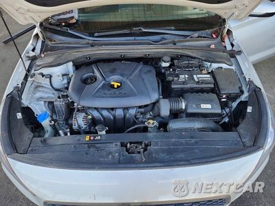 Zdjęcie 11 z 12 samochodu: 2018 HYUNDAI ELANTRA GT BASE VIN:KMHH35LE2JU026023 - miniatura