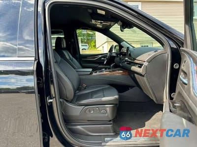 Zdjęcie 8 z 10 samochodu: 2024 CADILLAC ESCALADE ESV LUXURY VIN:1GYS4JKT3RR216017 - miniatura