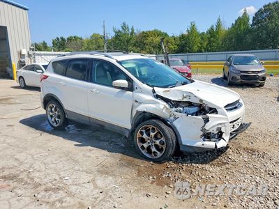 Czwarte zdjęcie samochodu z boku: 2016 FORD ESCAPE TITANIUM VIN:1FMCU0J99GUC41357 - miniatura