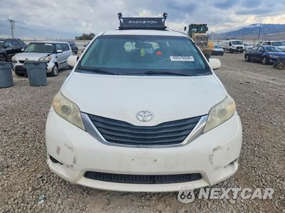 Piąte zdjęcie samochodu w środku: 2013 TOYOTA SIENNA LE VIN:5TDKK3DC9DS324785 - miniatura