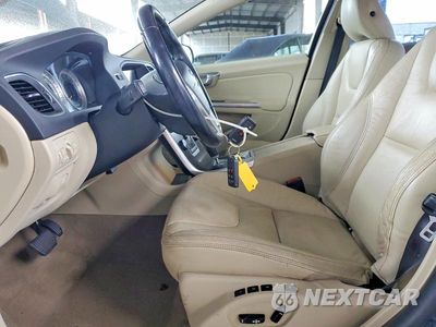 Zdjęcie 7 z 12 samochodu: 2012 VOLVO S60 T5 VIN:YV1622FS0C2110171 - miniatura