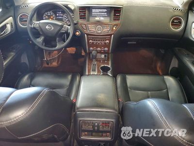 Zdjęcie 8 z 13 samochodu: 2017 NISSAN PATHFINDER PLATINUM VIN:5N1DR2MM3HC669563 - miniatura