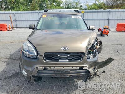 Piąte zdjęcie samochodu w środku: 2013 KIA SOUL + VIN:KNDJT2A69D7487626 - miniatura
